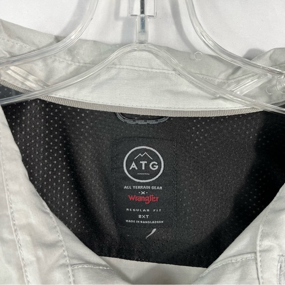 Wrangler ATG All Terrain Gear Light Gray Long Sleeve Button Down Shirt 2X Tall - Picture 2 of 7